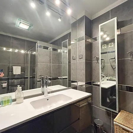Apartment Victoria 200 M Carlton & Croisette
